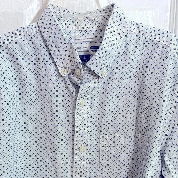 Old Navy Long Sleeve Cotton Button Down Shirt Regular Fit Mens Large Light Blue - Picture 1 of 7